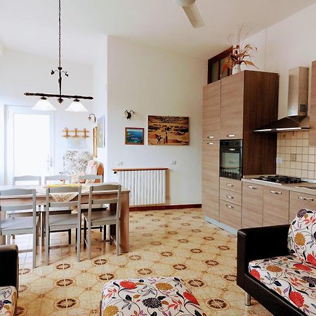 Casa Vacanze Sole E Mare 特乌拉达 外观 照片